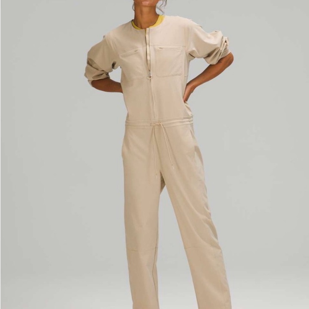 Lululemon Ventlight Zippered Jumpsuit /Size 0‎